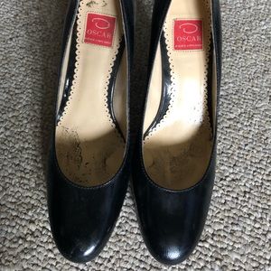 Oscar de la Renta classic black patent leather